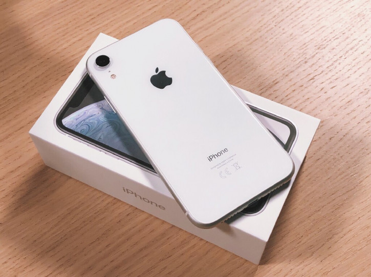 iPhone XR