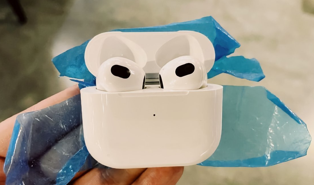 AirPods 3